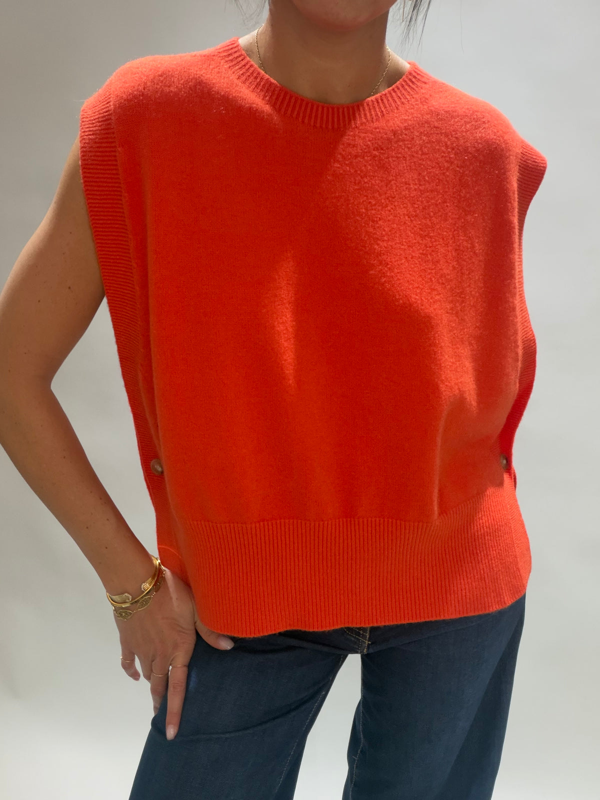 PULL SANS MANCHES MARCIA ORANGE