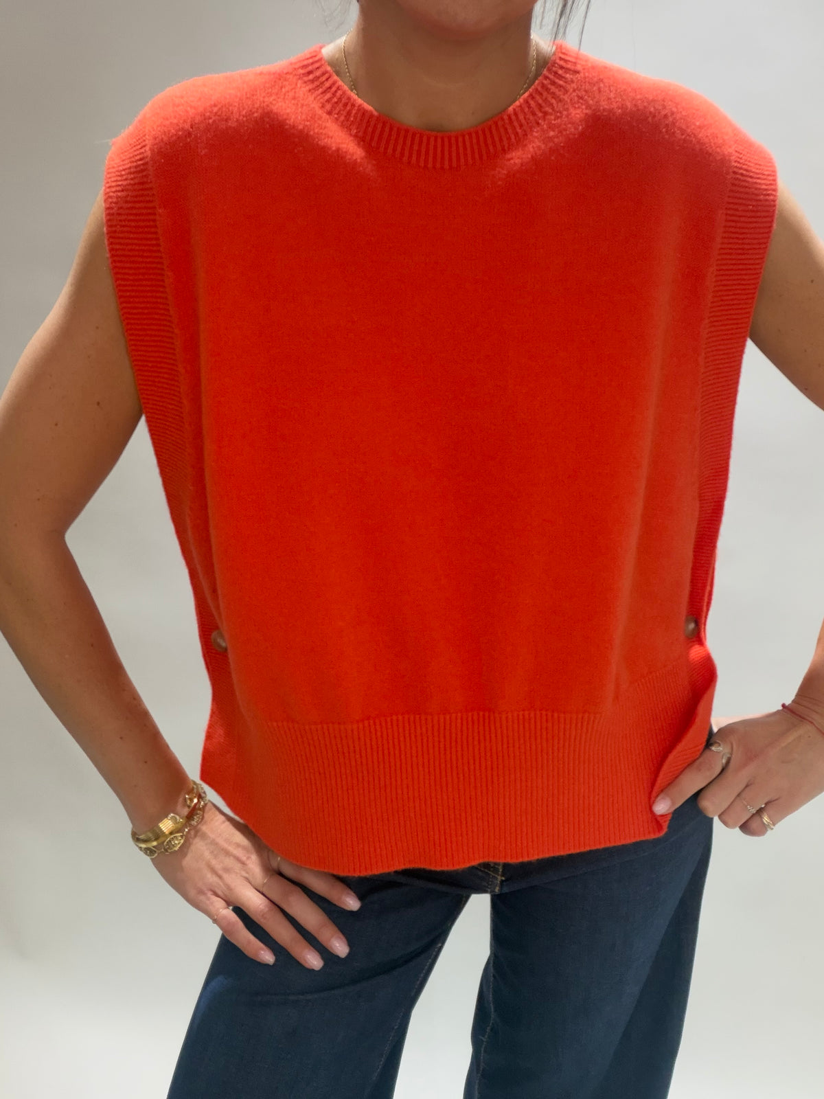 PULL SANS MANCHES MARCIA ORANGE