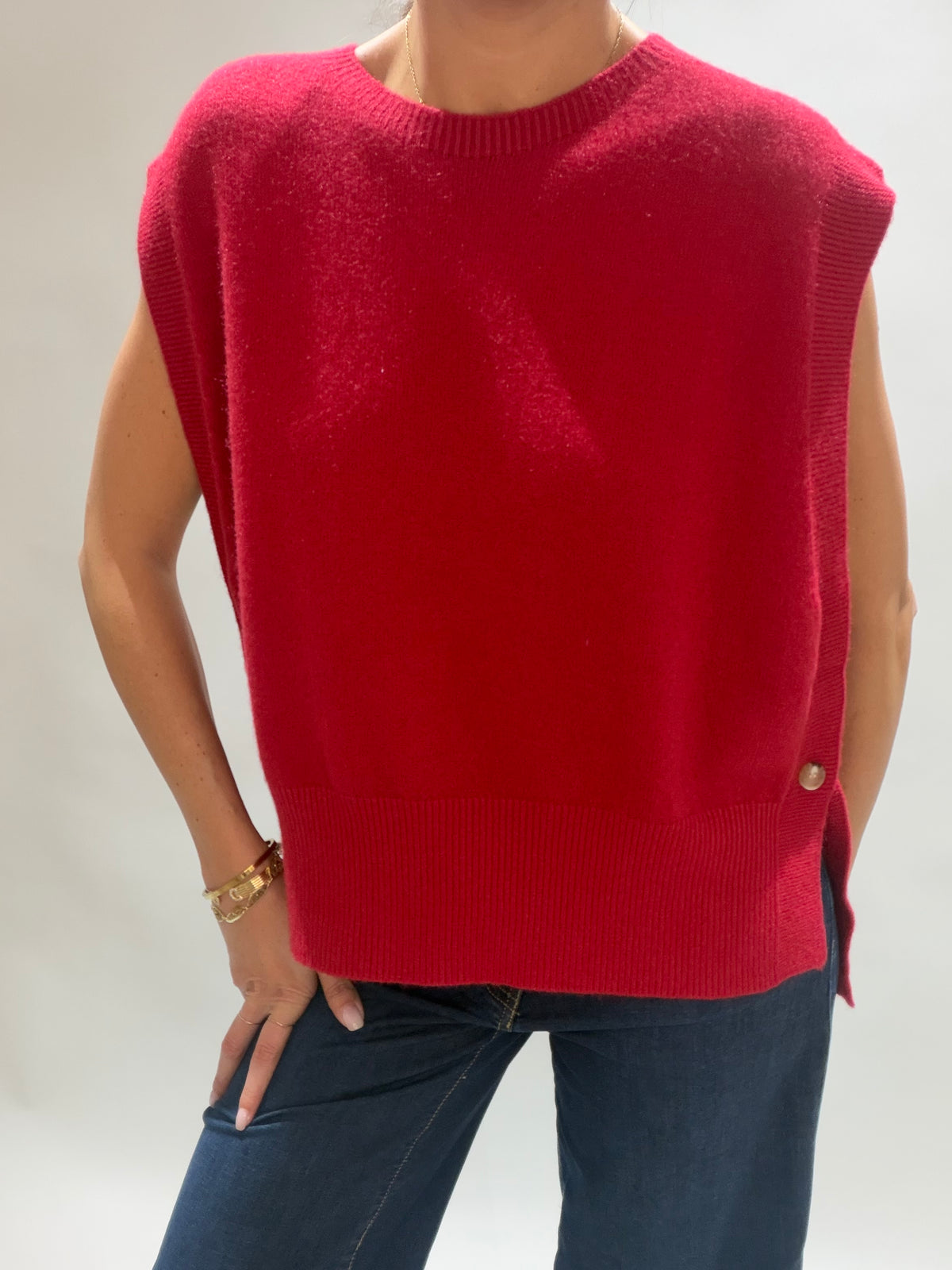 PULL SANS MANCHES MARCIA ROUGE