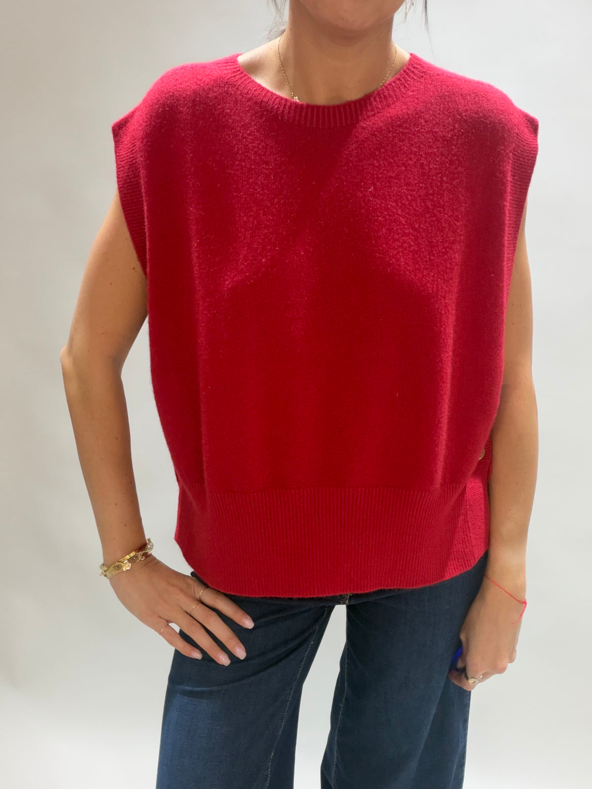 PULL SANS MANCHES MARCIA ROUGE