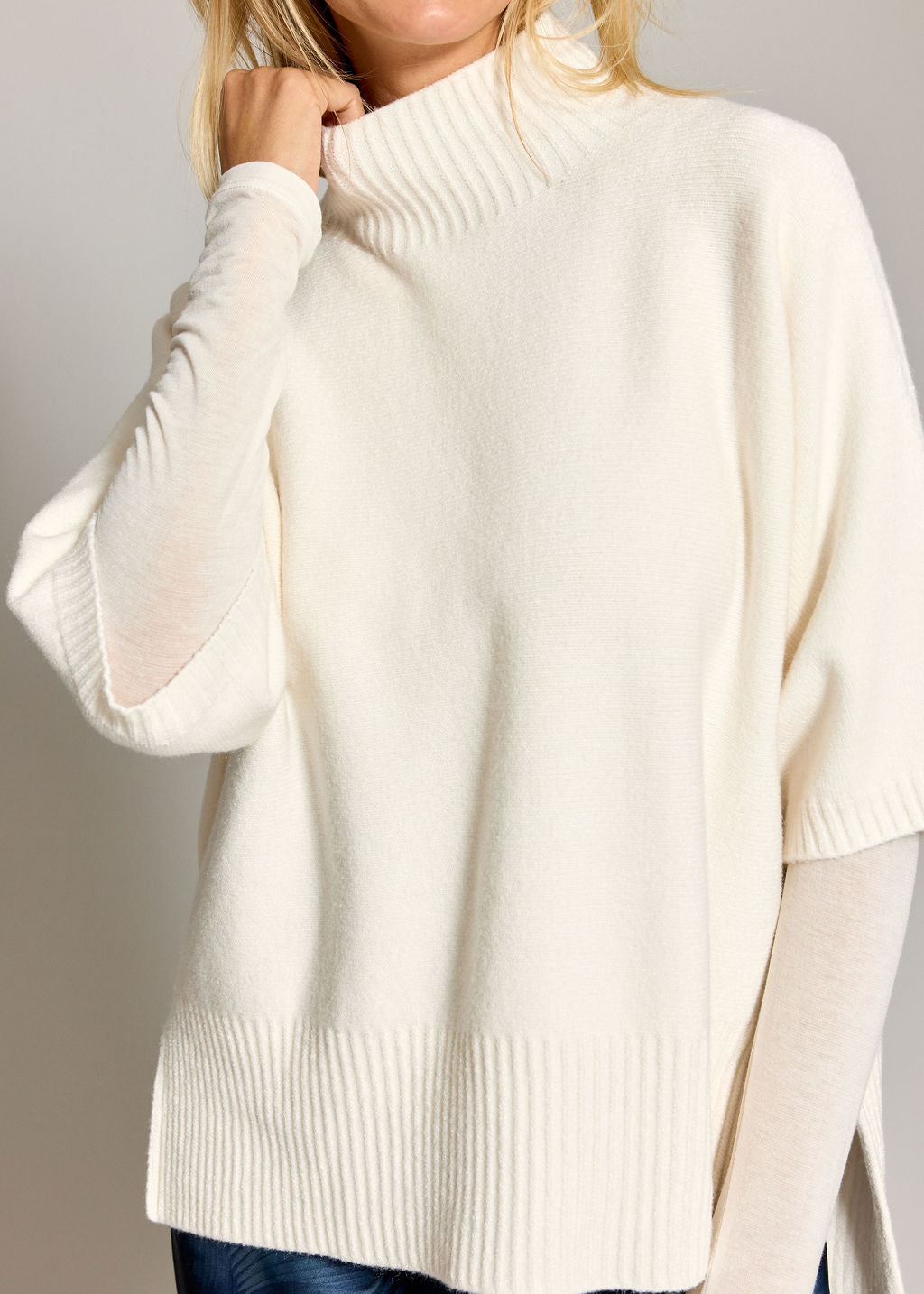 PULL COL CHEMINÉE À COTÉS TILA ECRU