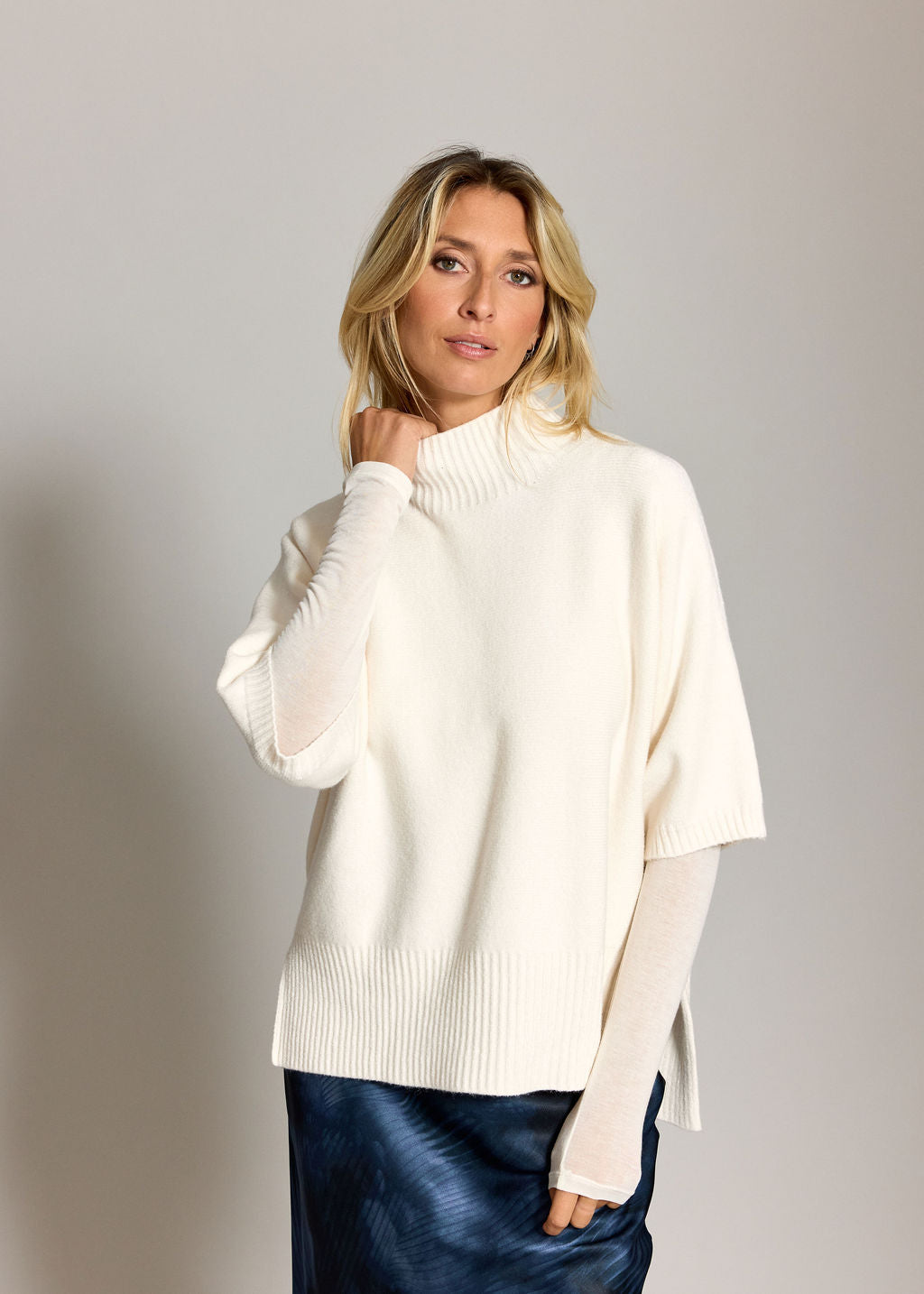 PULL COL CHEMINÉE À COTÉS TILA ECRU