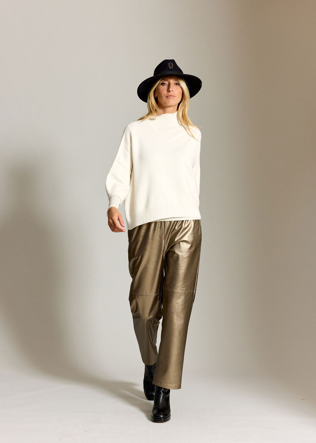 PULL COURT VANINA ECRU