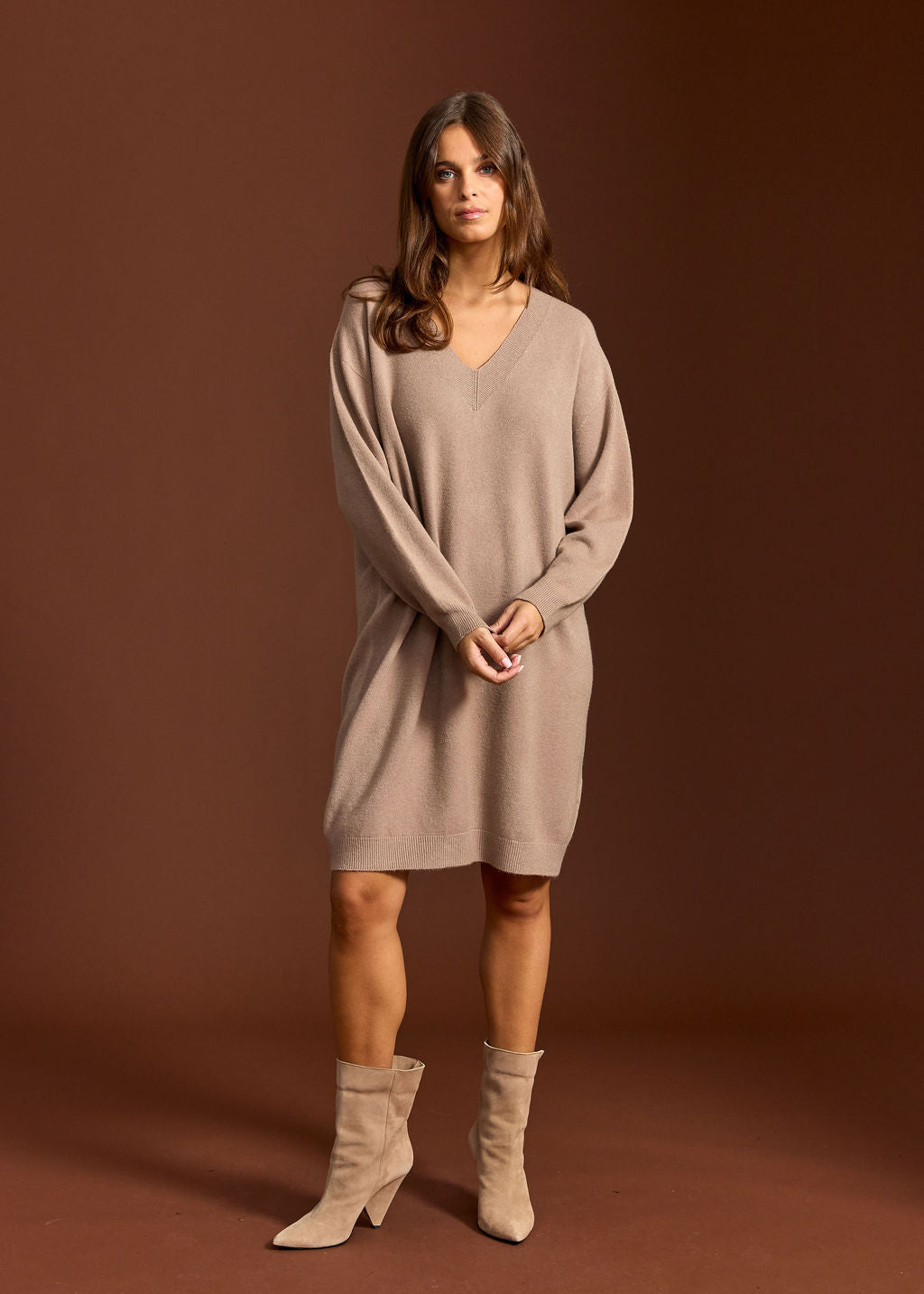 ROBE MI-LONGUE EN MAILLE VINKA TAUPE