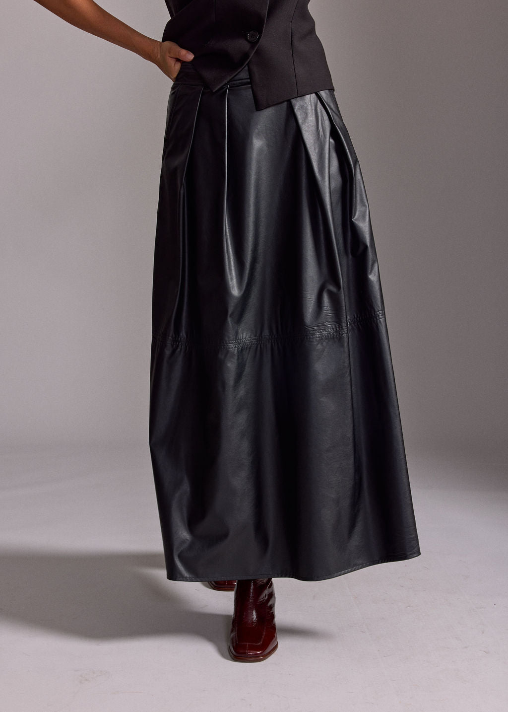 JUPE LONGUE FAUX CUIR BRUNA NOIR