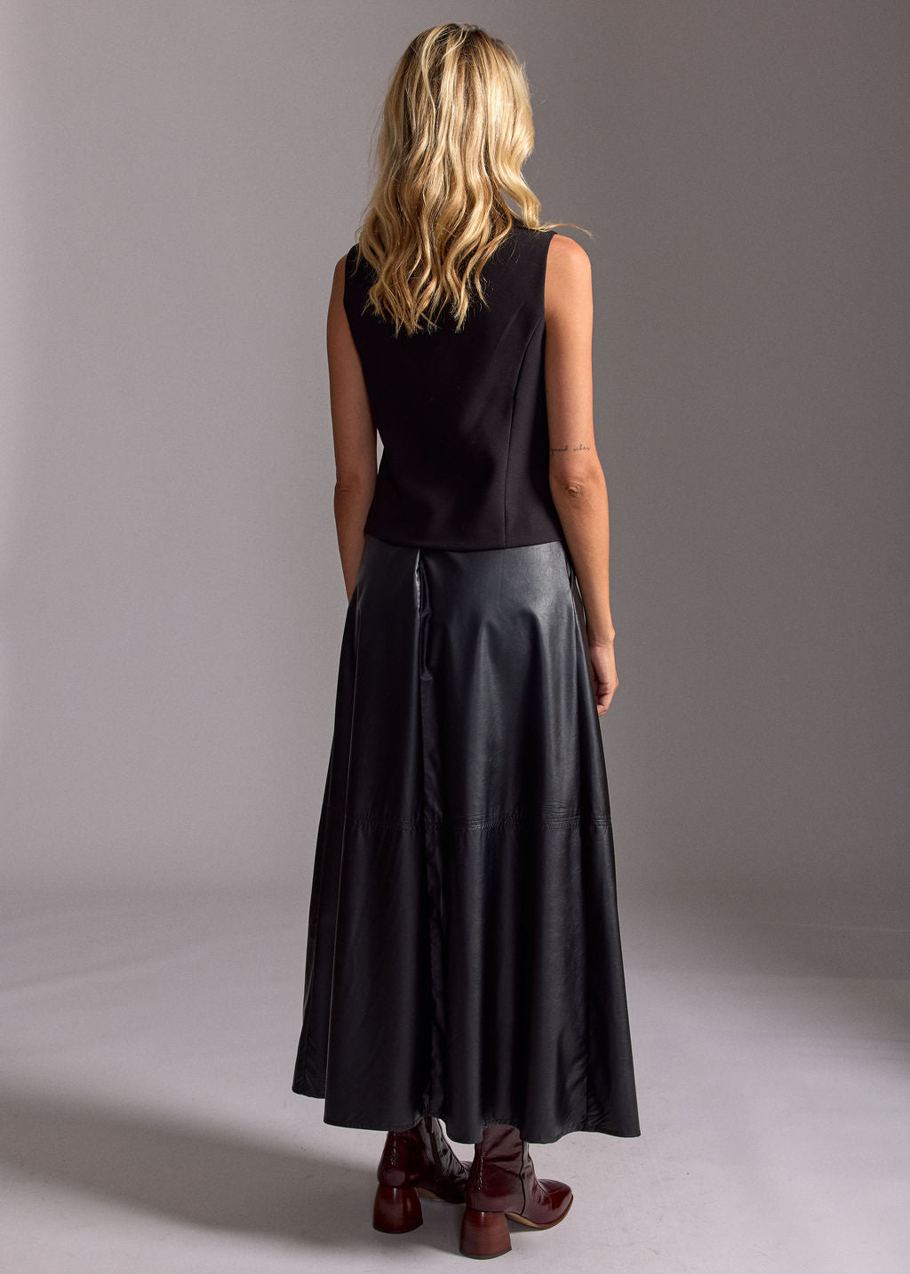 JUPE LONGUE FAUX CUIR BRUNA NOIR