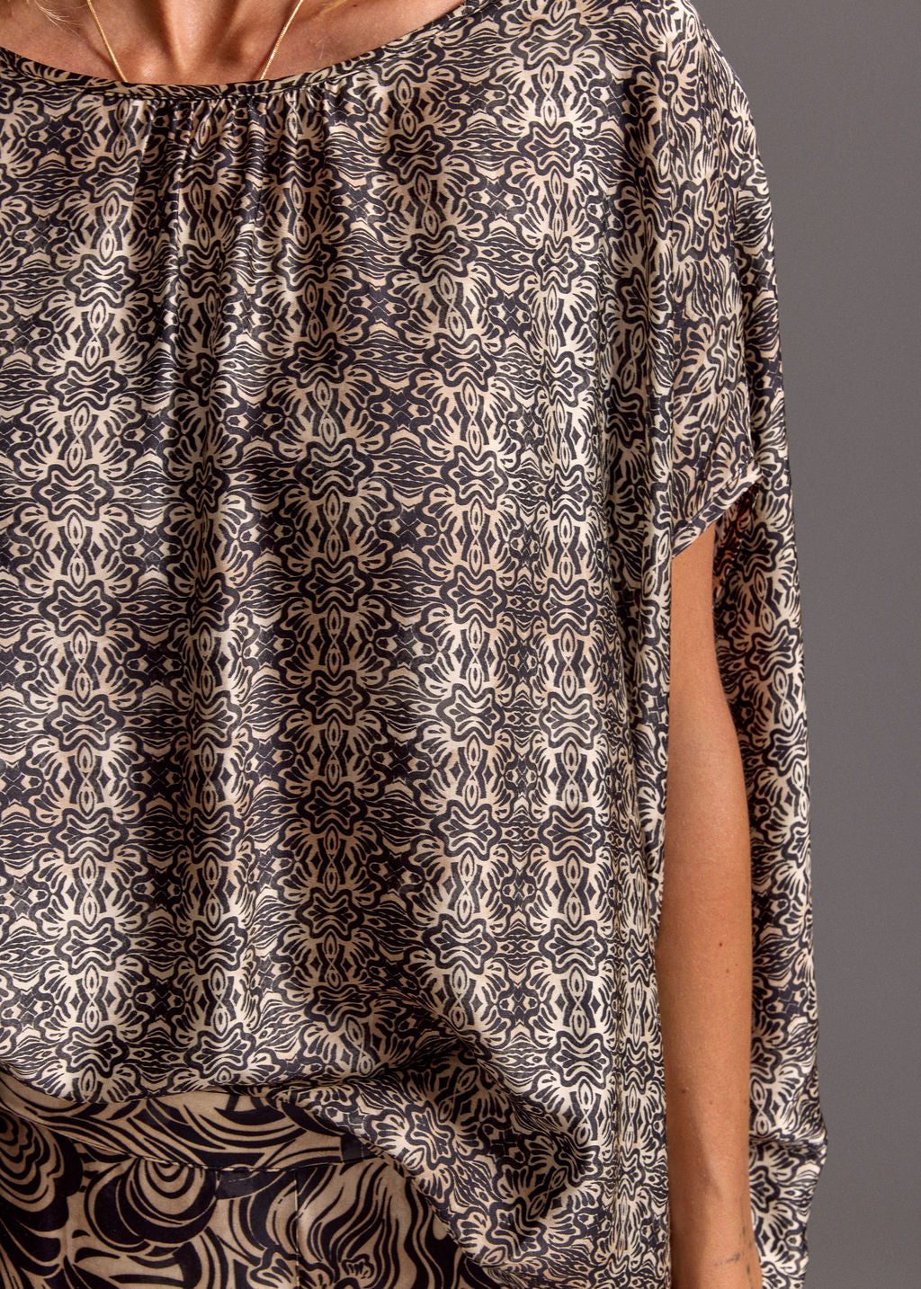 INDRA BEIGE PRINTED CROP TOP