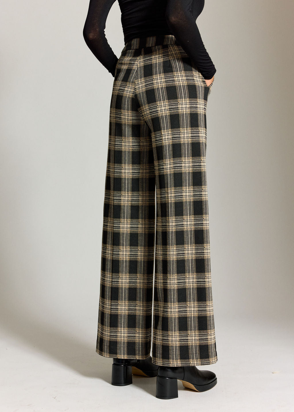 PANTALON 7/8IÈME À CARREAUX MINZA BEIGE