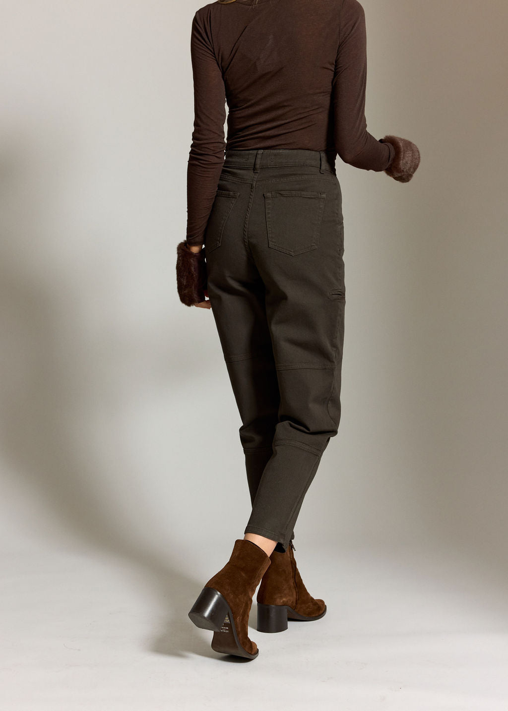 PANTALON MOM DIEGO CAFE