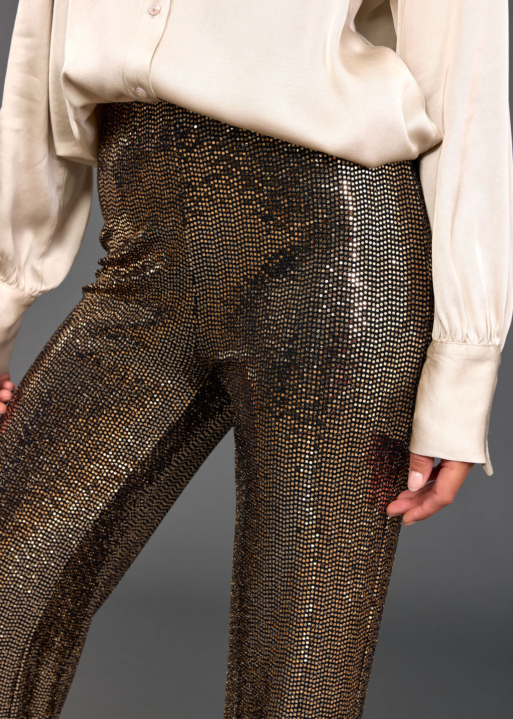 PANTALON STYLE PAILETTES SANTA GOLD