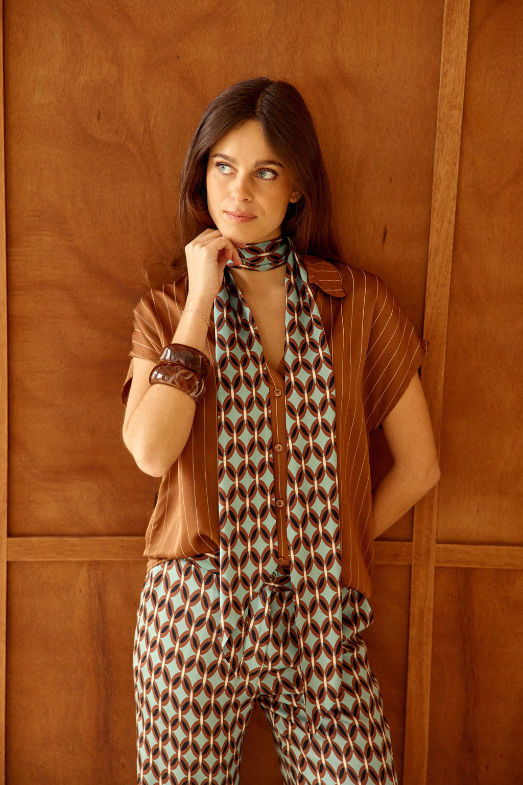 CHEMISE EN VISCOSE RAYÉE SORA NOISETTE