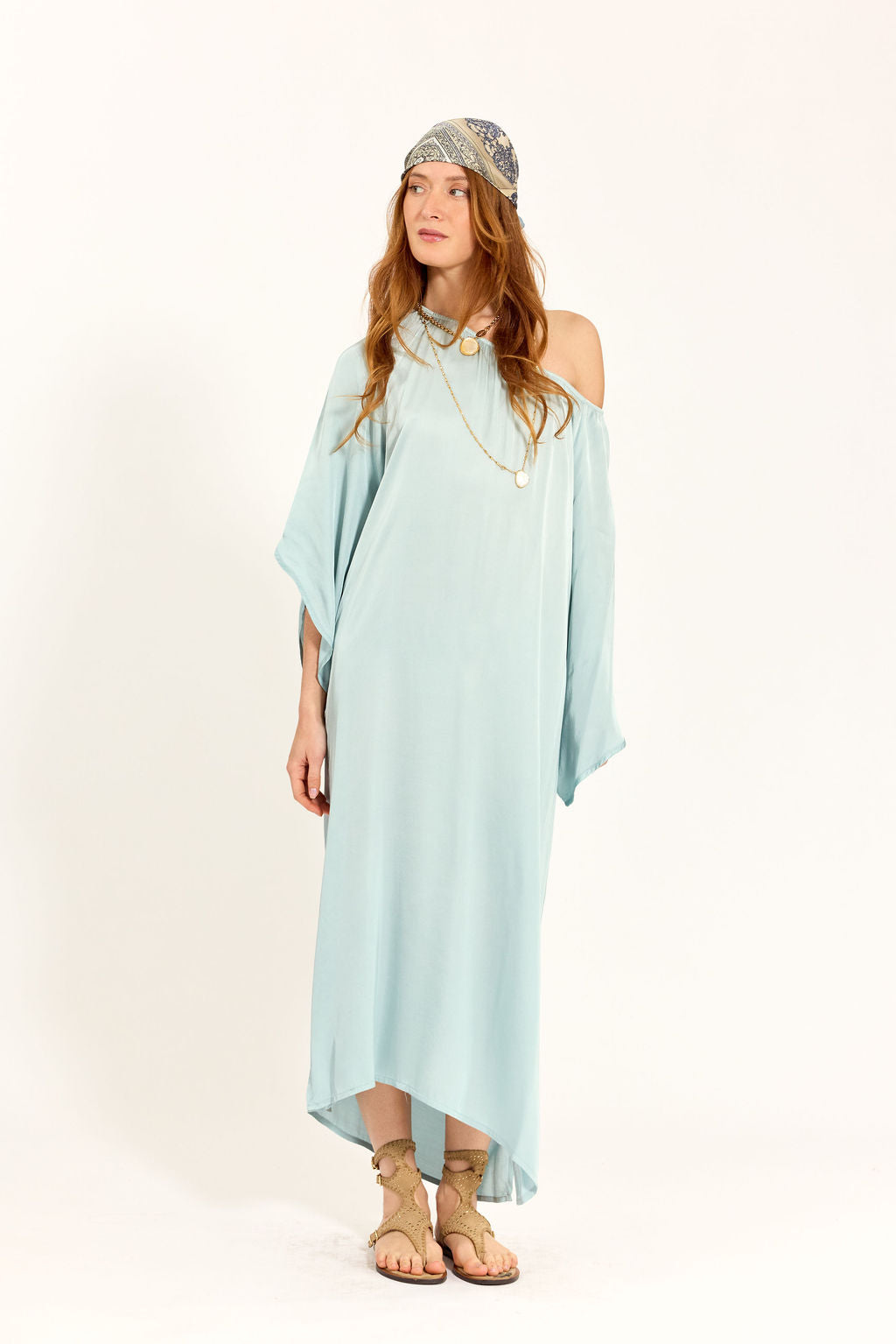 ROBE AVEC ÉPAULES DENUDÉES TOSCA SKY