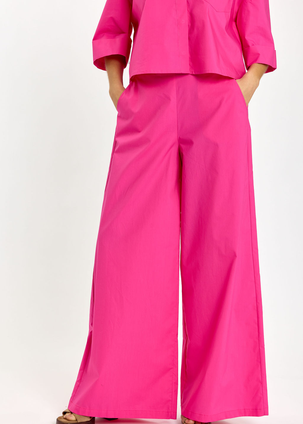 PANTALON LONG ÉVASÉ EN POPELINE UNIE CASSIA FUSHIA