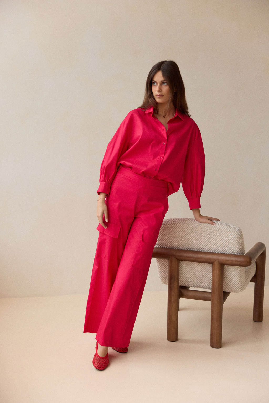 CHEMISE COURTE ARRONDIE SUR LE BAS ALPI ROUGE