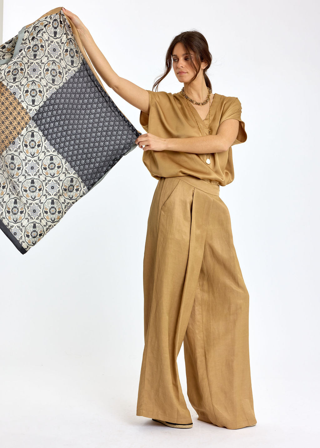 PANTALON EN VISCOSE LIN ODILE BISCOTTE