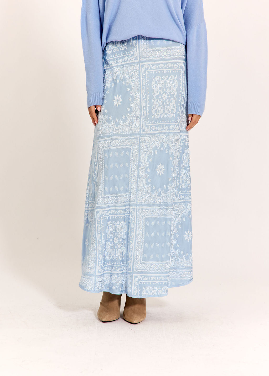 JUPE FITTÉE LÉGEREMENT ÉVASÉE ALMA CIEL