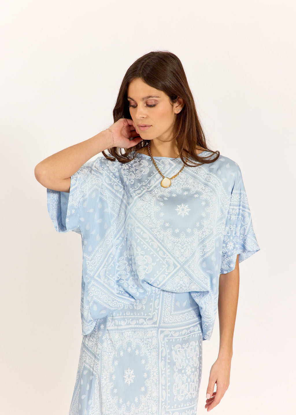 TOP EN VISCOSE IMPRIMÉE PERLE CIEL