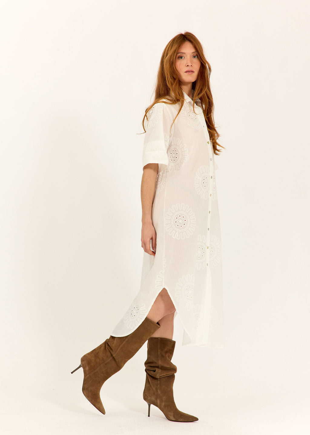 ROBE EN COTON BRODÉ DENITSA BLANC