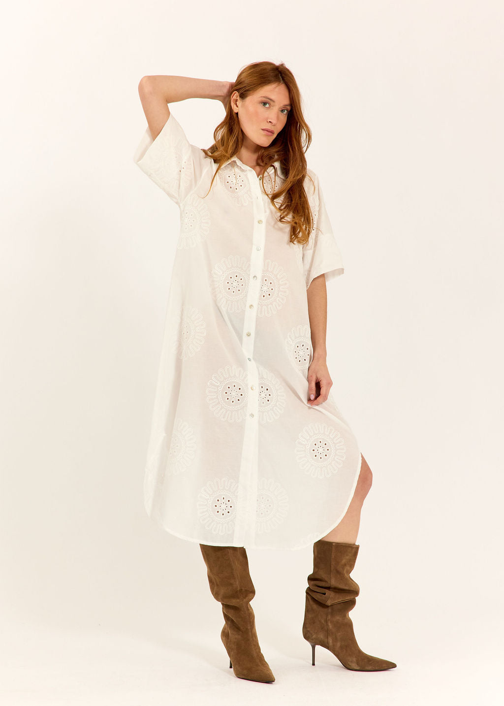 ROBE EN COTON BRODÉ DENITSA BLANC
