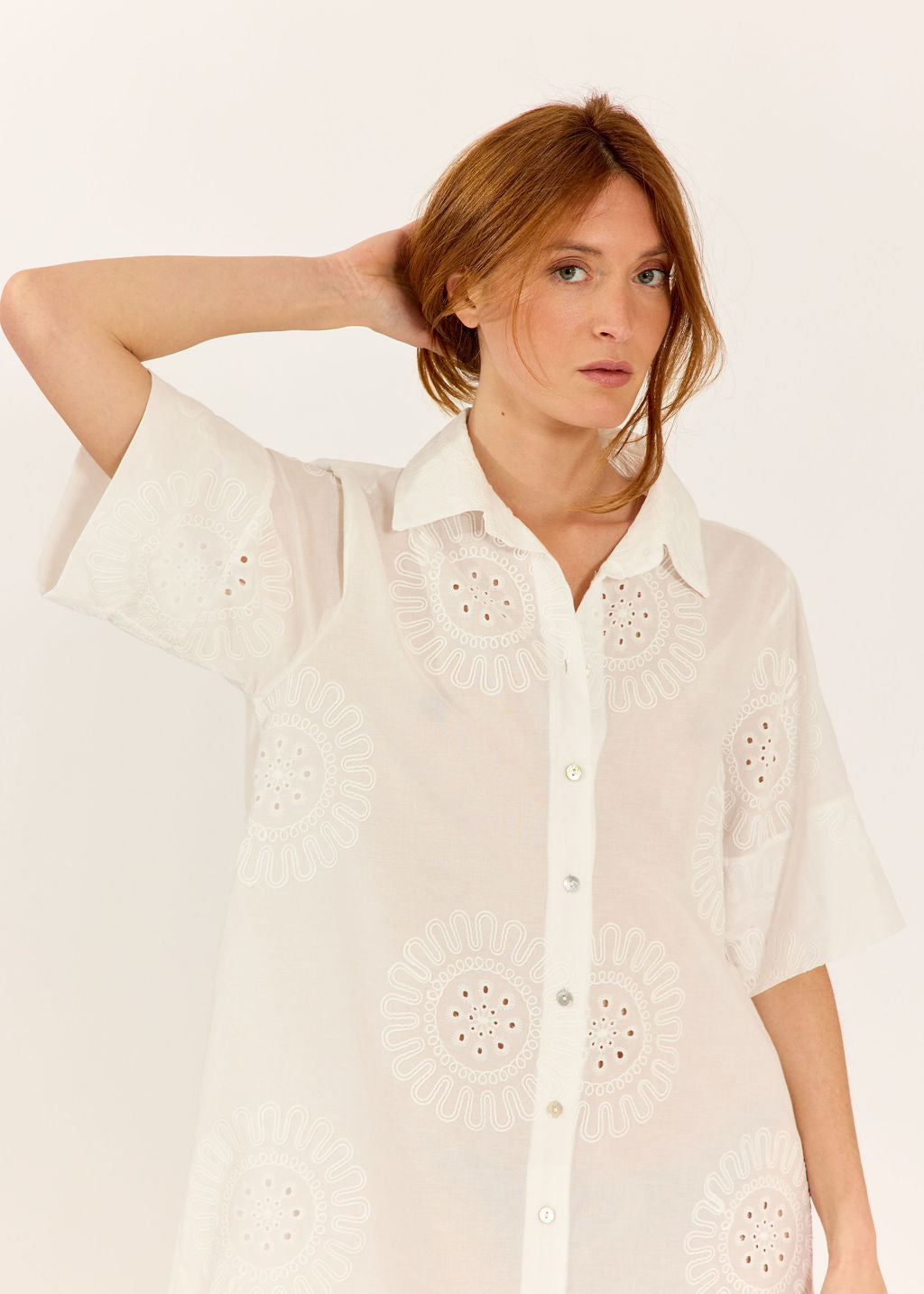 ROBE EN COTON BRODÉ DENITSA BLANC