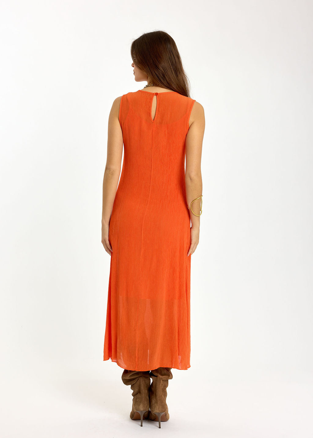ROBE MIDI EN VISCOSE CRINKLE SUNA MANDARINE