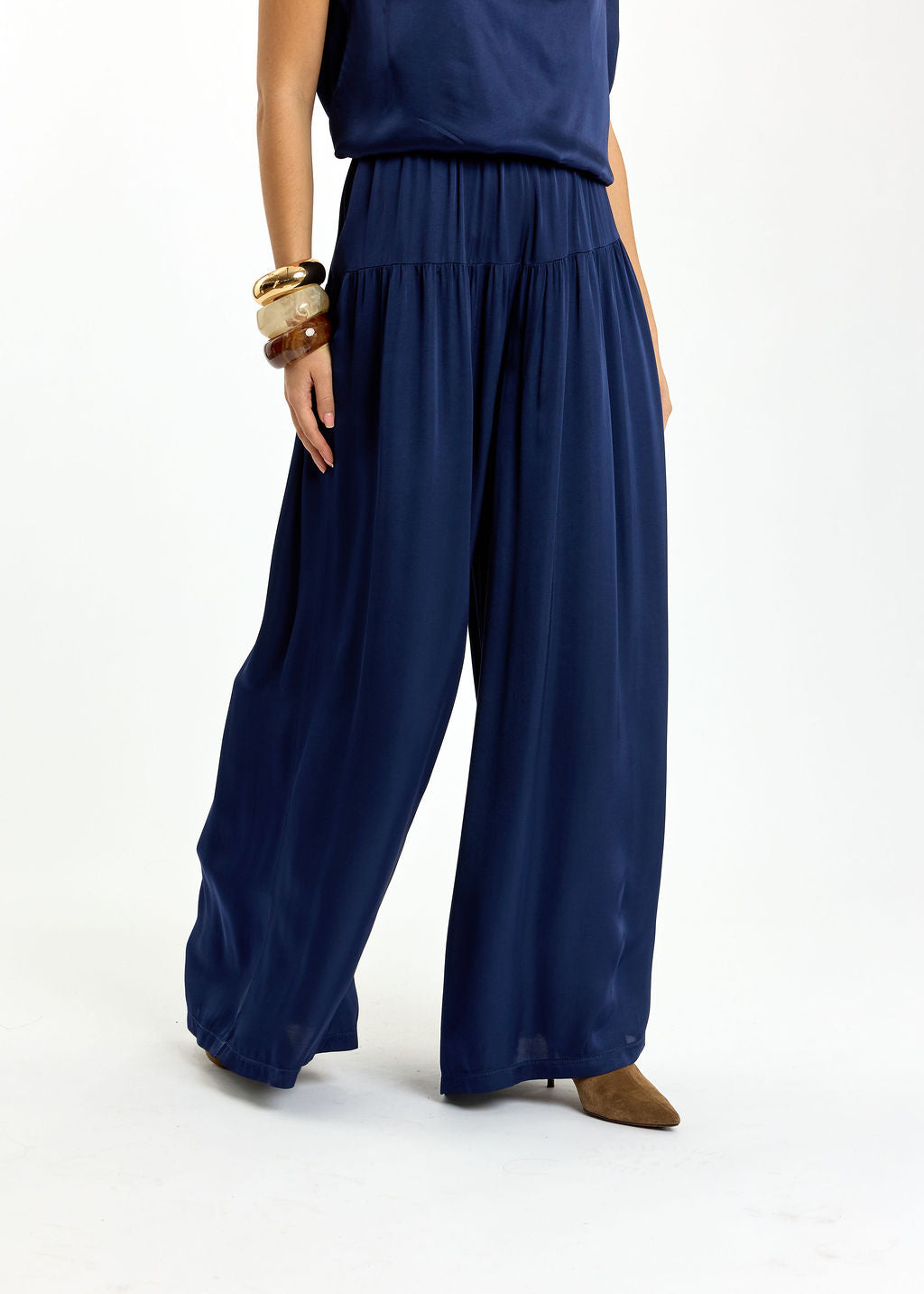 PANTALON FLUIDE AVEC DÉCOUPE AUX HANCHES RYO MARINE