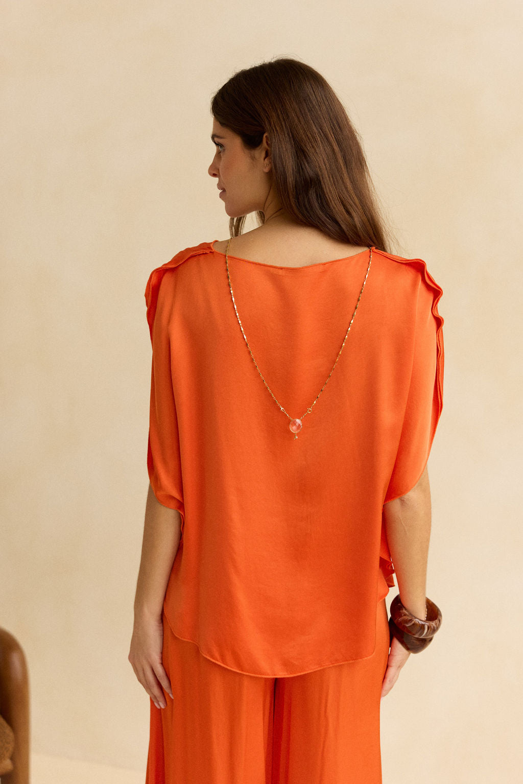 TOP AVEC LES CÔTÉS ARRONDIS ISCA MANDARINE