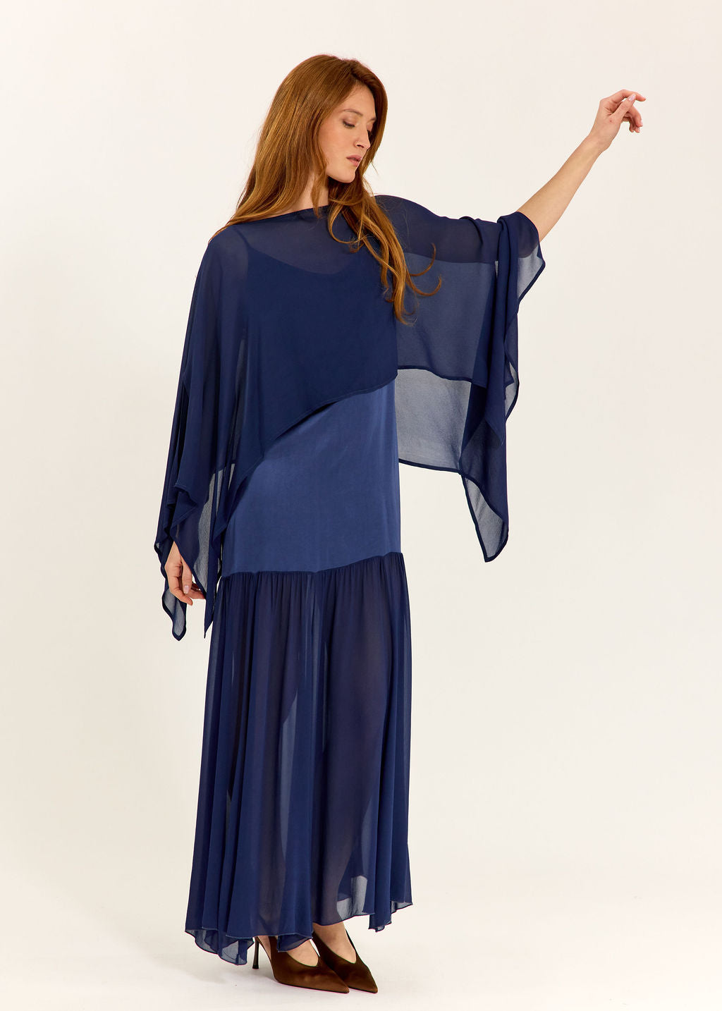 CAPE COURTE EN VOILE VISCOSE LINA BLUE