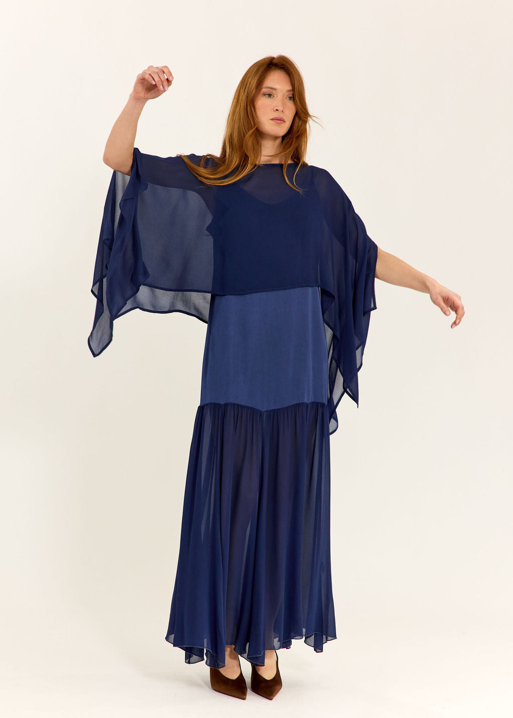 CAPE COURTE EN VOILE VISCOSE LINA BLUE