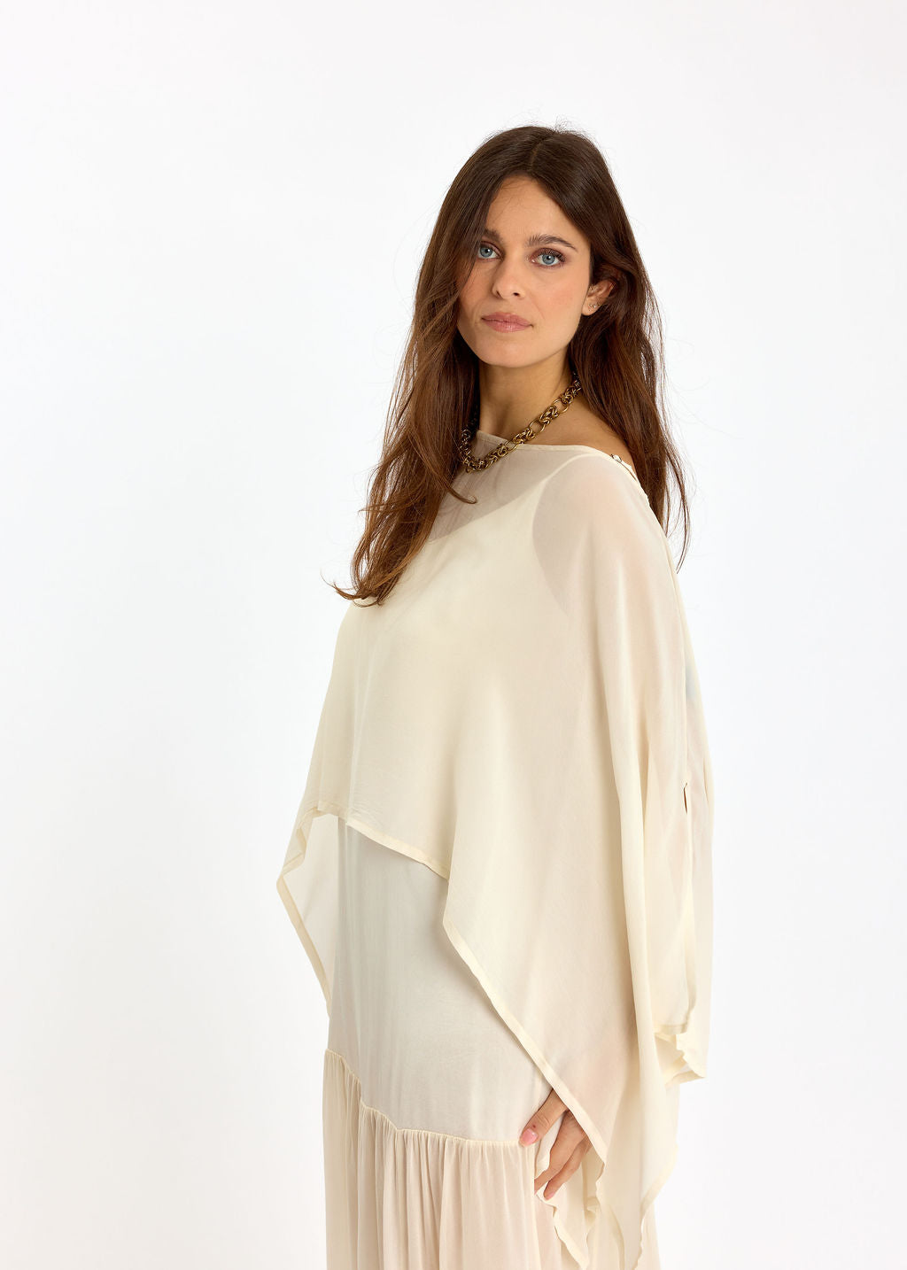 CAPE COURTE EN VOILE VISCOSE LINA ECRU