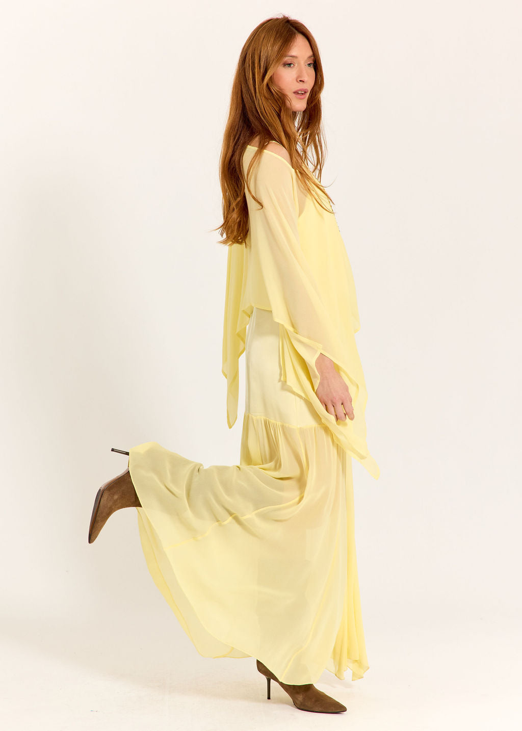 SHORT VISCOSE VEIL CAPE LINA LEMON - Lauren Vidal