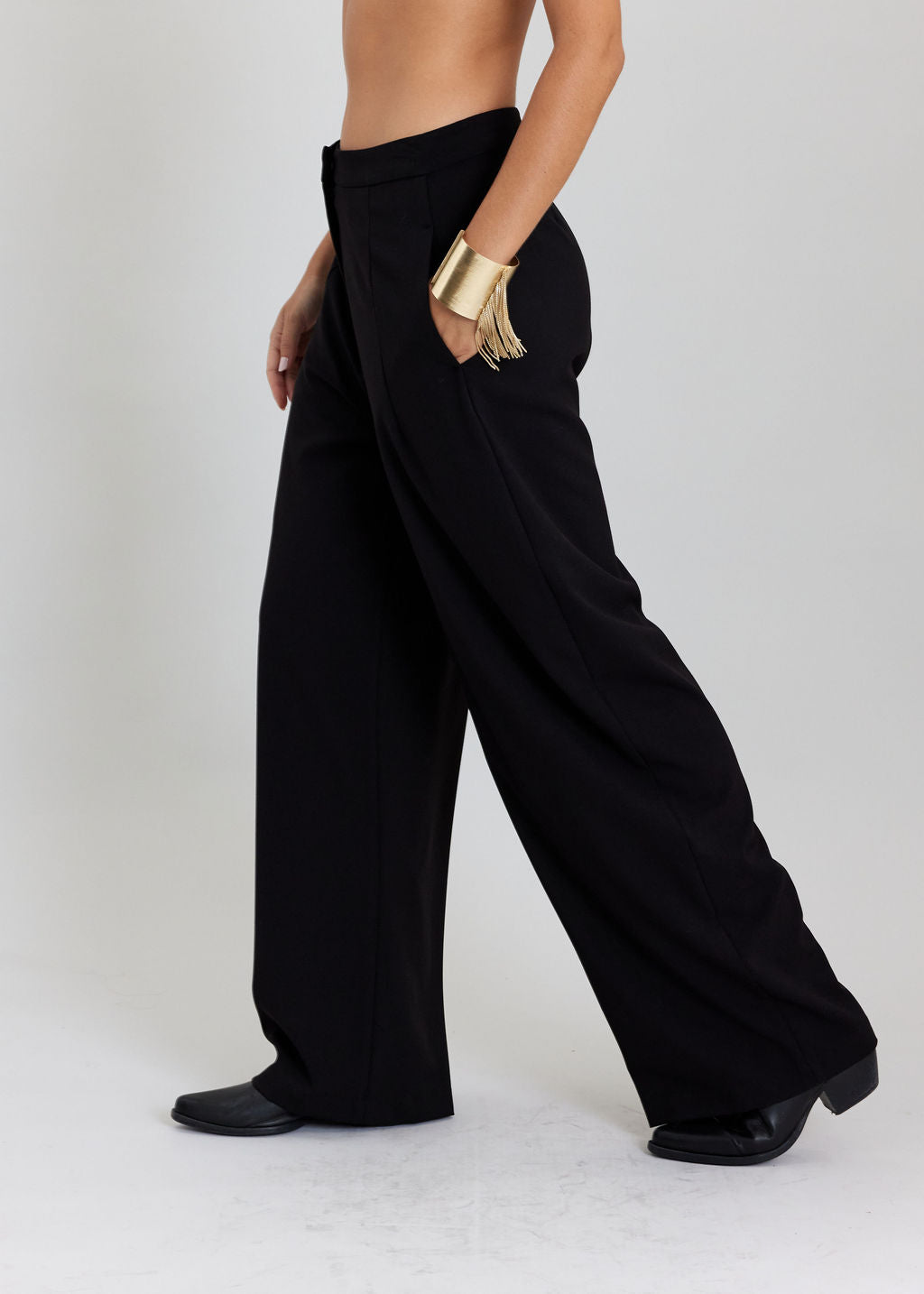 Long pants with a soft fit, Lisy black