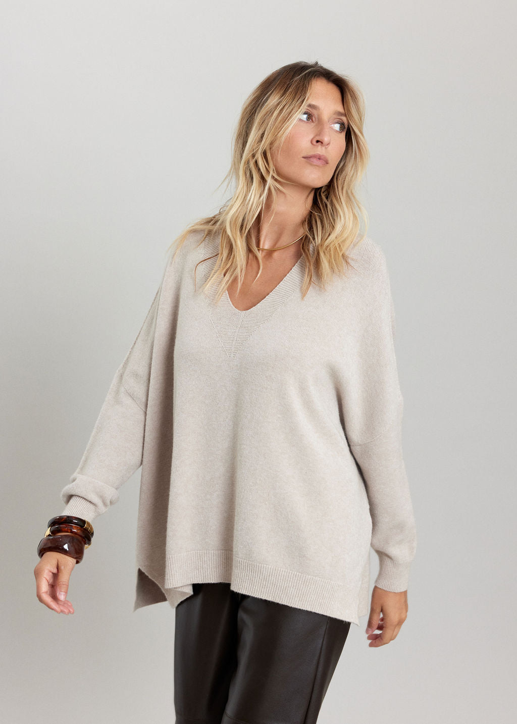 PULL PONCHO LOUISE SABLE