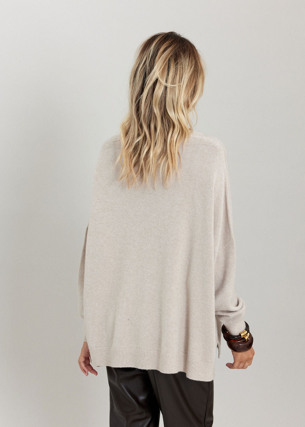 PULL PONCHO LOUISE SABLE