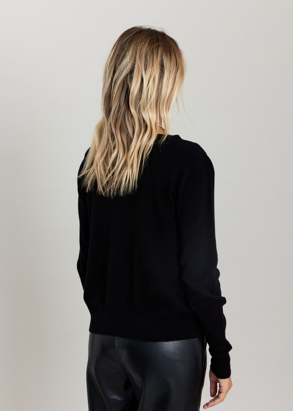 LE PULL ESSENTIEL MILIA NOIR