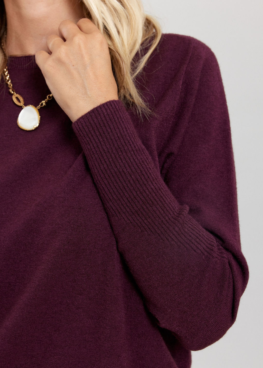 LE PULL ESSENTIEL MILIA VINO