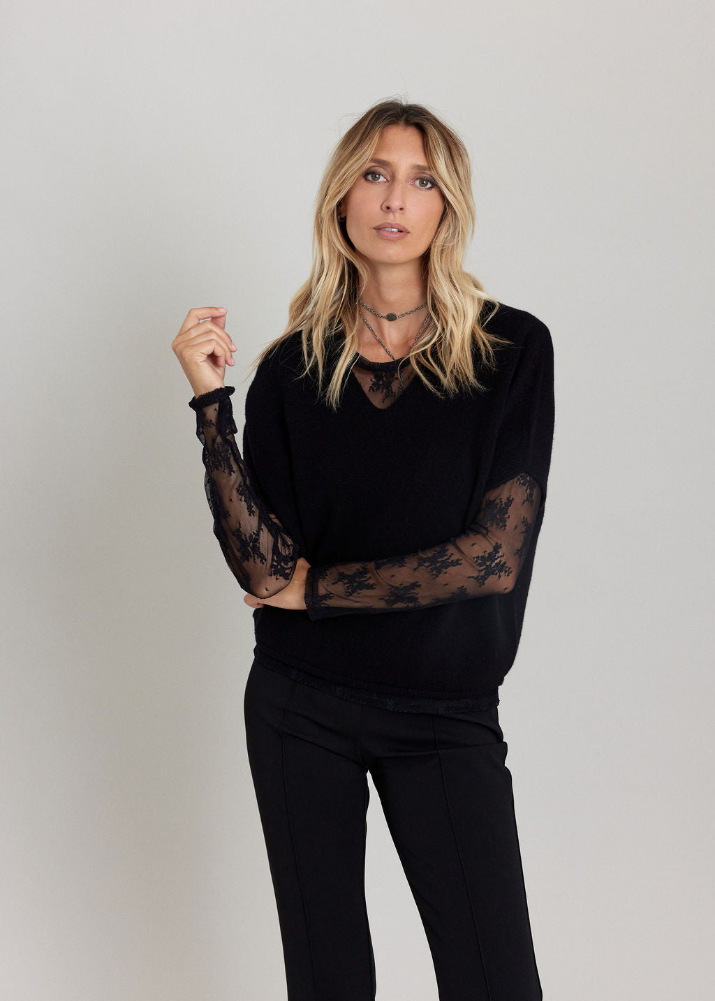 PULL PONCHO COURT POK NOIR