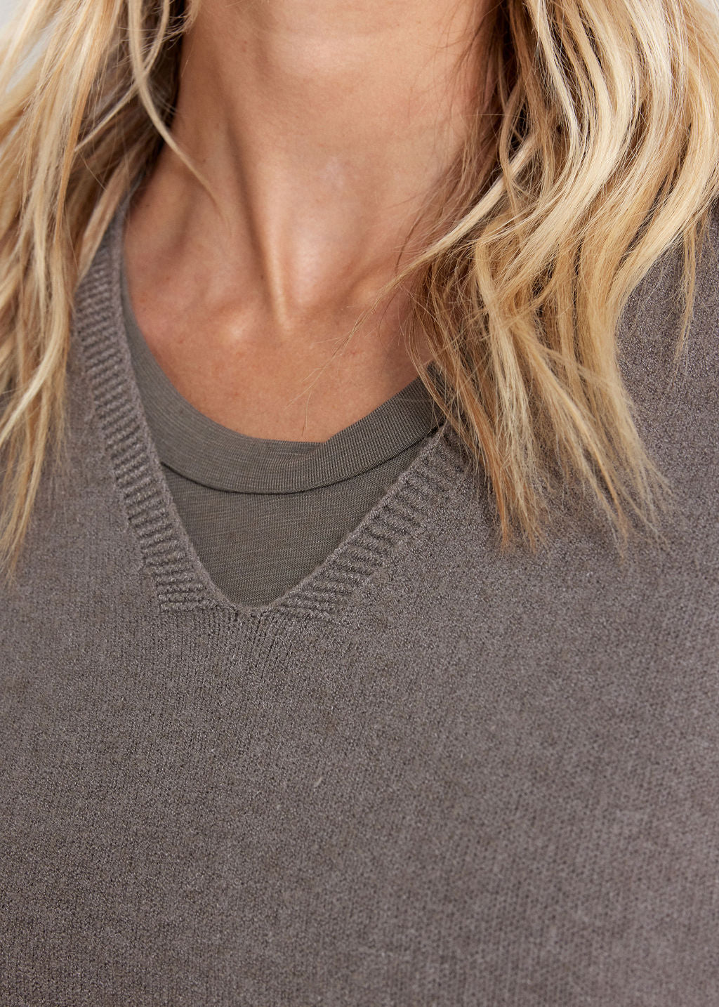 PULL PONCHO COURT POK TAUPE