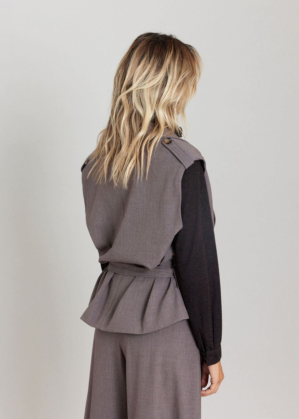 VESTE SANS MANCHES SIMEL TAUPE