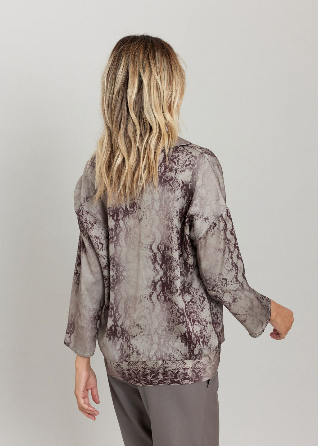 COLETTE SNAKE SHORT SHIRT WITH FADED REPTILE-EFFECT PRINT