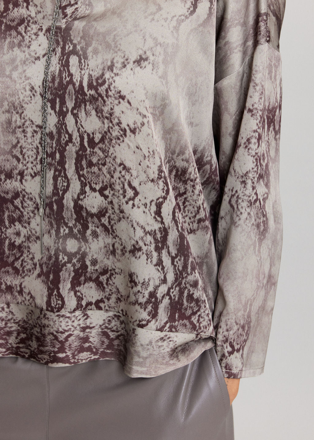 COLETTE SNAKE SHORT SHIRT WITH FADED REPTILE-EFFECT PRINT