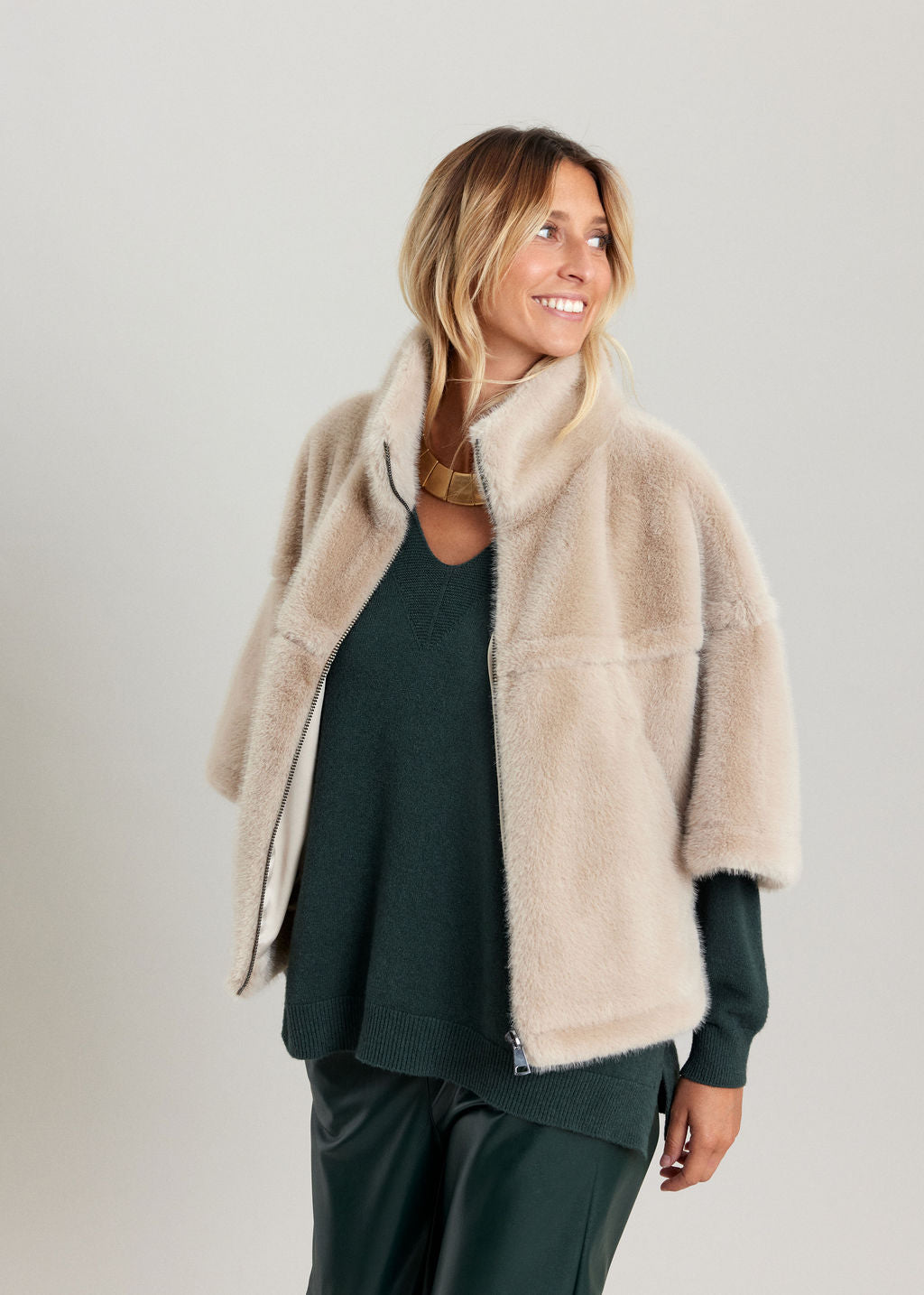 IZA BEIGE FAUX FUR PONCHO