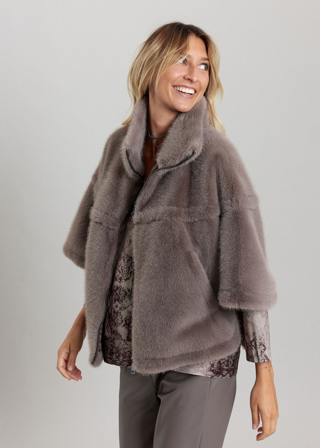 IZA TAUPE FAUX FUR PONCHO