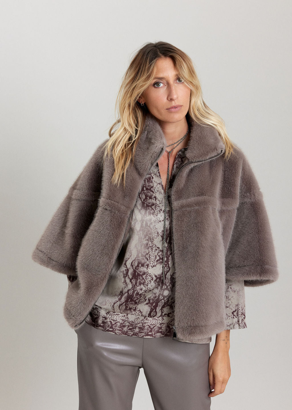 IZA TAUPE FAUX FUR PONCHO