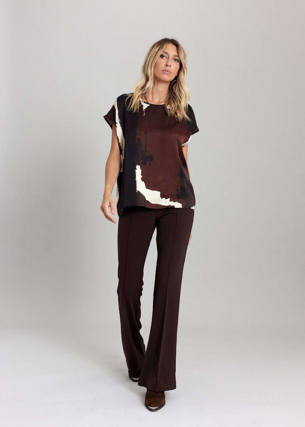 PANTALON LÉGÈREMENT ÉVASÉ STRETCH JADE CAFÉ