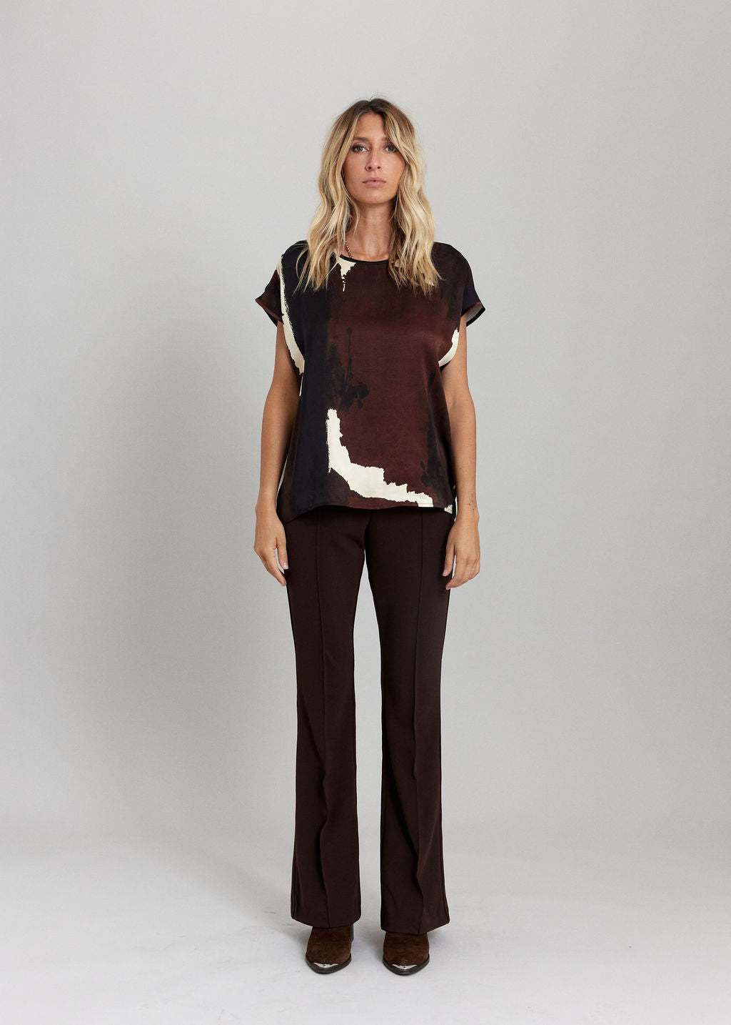 PANTALON LÉGÈREMENT ÉVASÉ STRETCH JADE CAFÉ