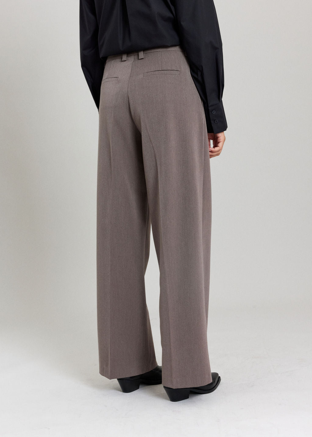 PANTALON DROIT EN SERGÉ TAILORING KEVIN TAUPE