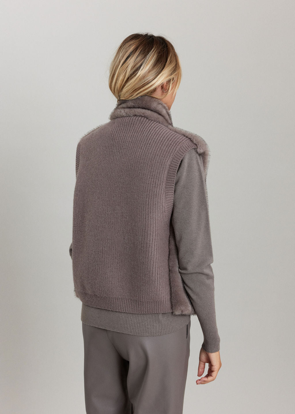 GILET SANS MANCHES BI-MATIÈRE À EFFET IRISÉ BICOLORE SILAM TAUPE