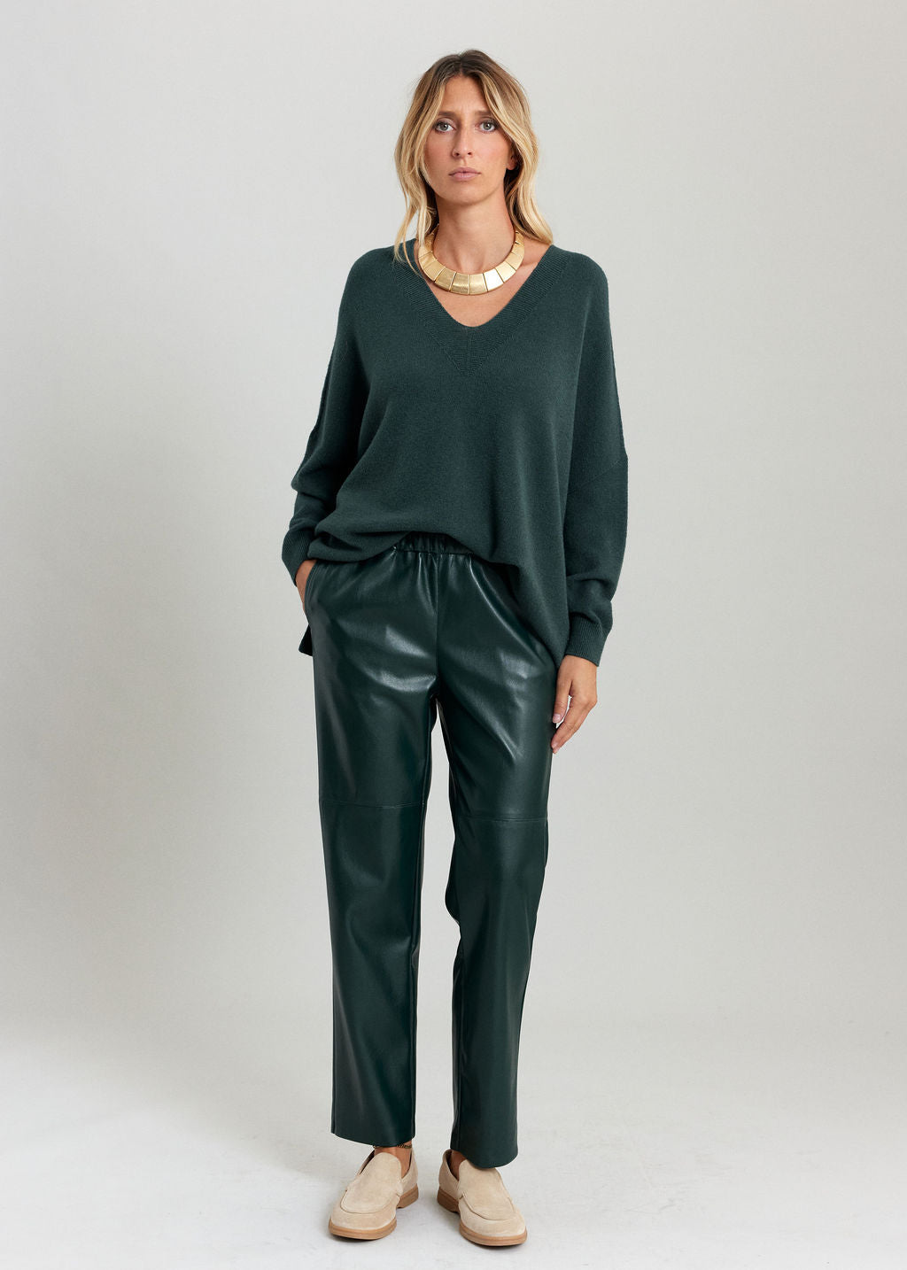 PANTALON FITTÉ 7/8IÈME EN SIMILI CUIR WOODY FOREST