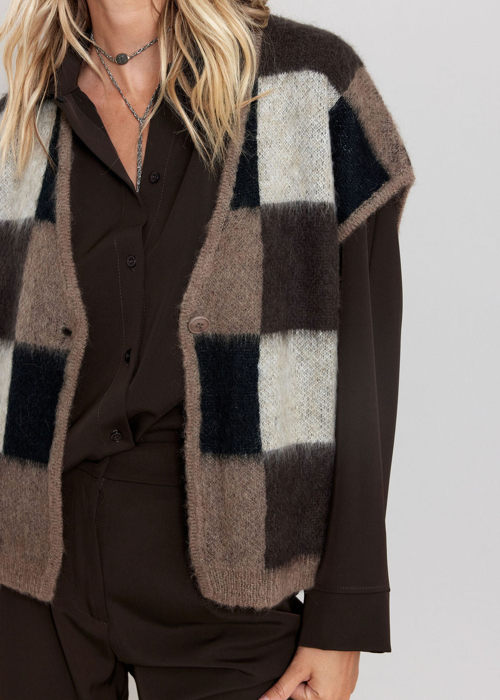 GILET SANS MANCHES OVERSIZE À CARREAUX ABBI MOKA